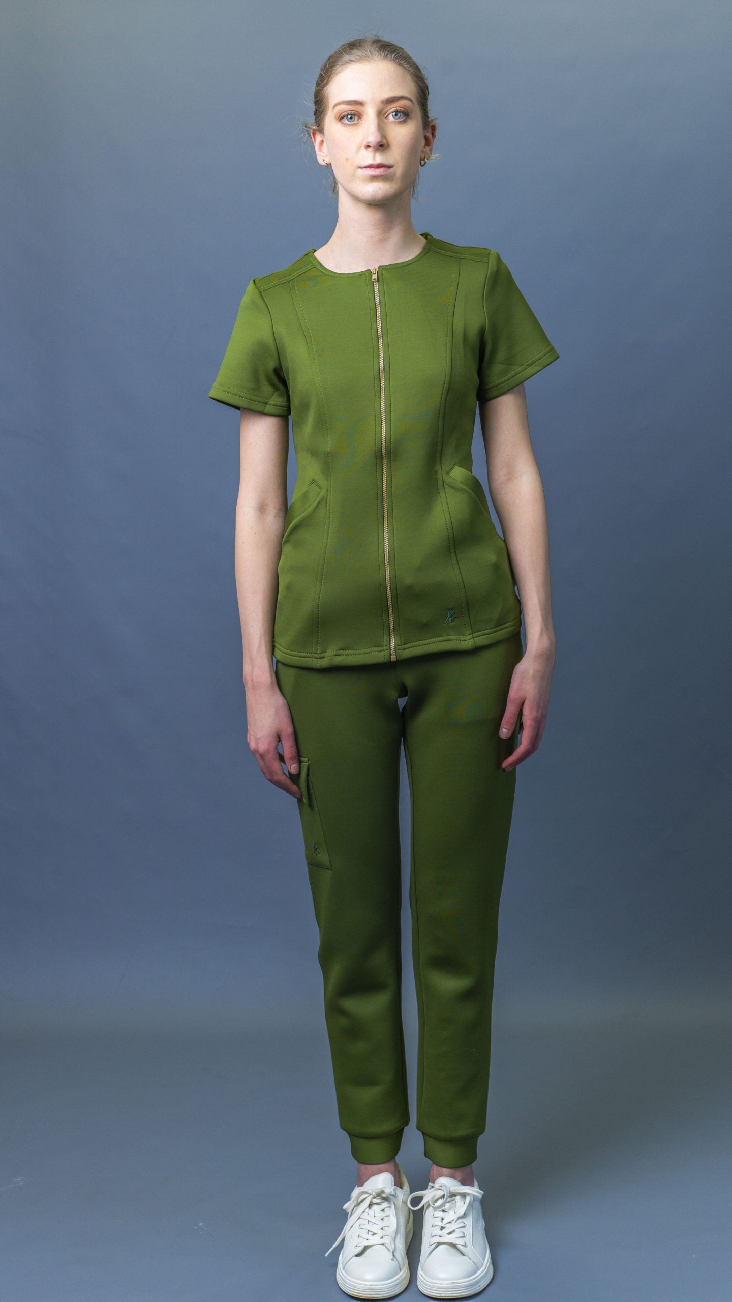High-quality women's medical scrubs