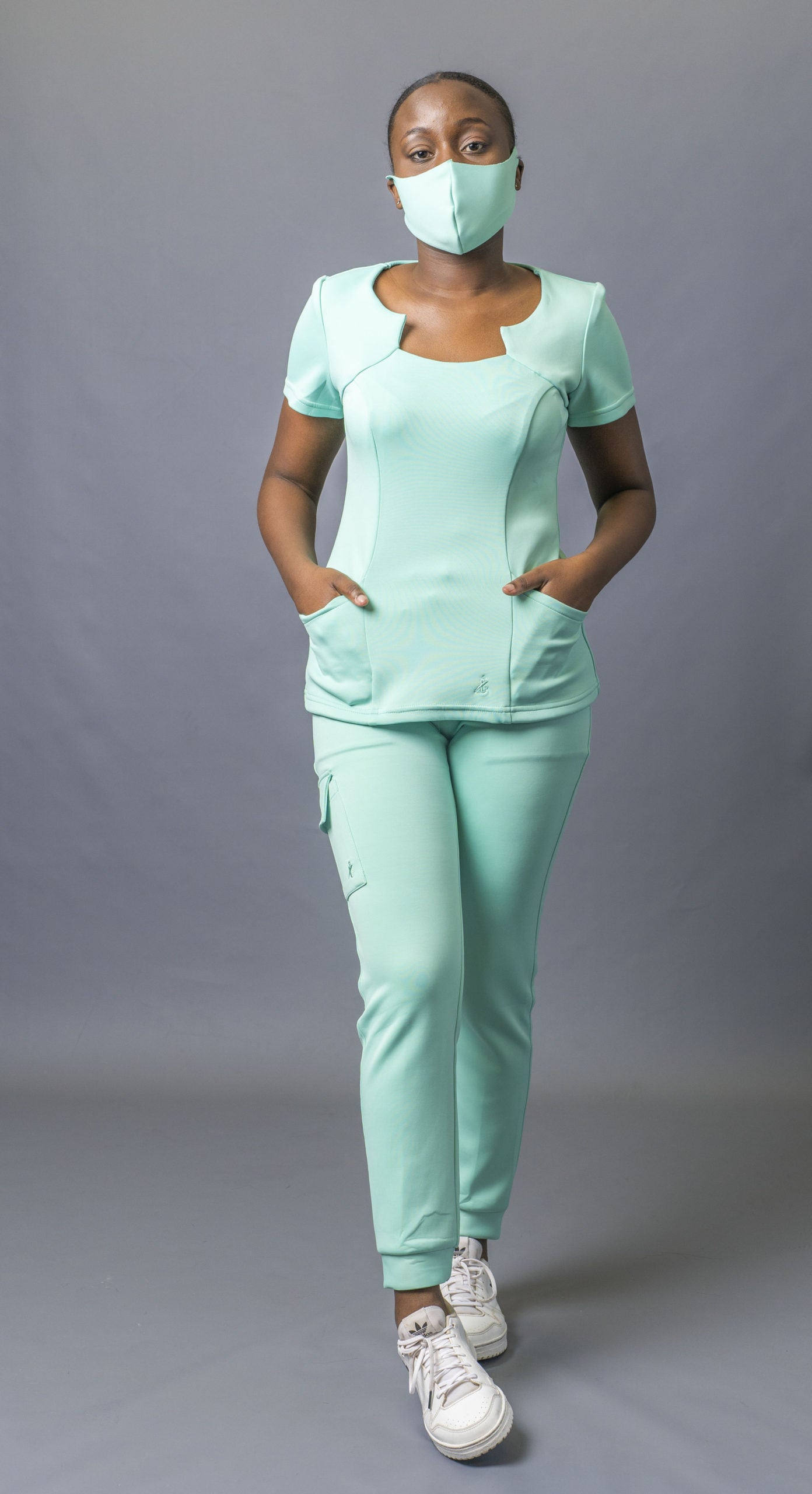 High-quality women's medical scrubs