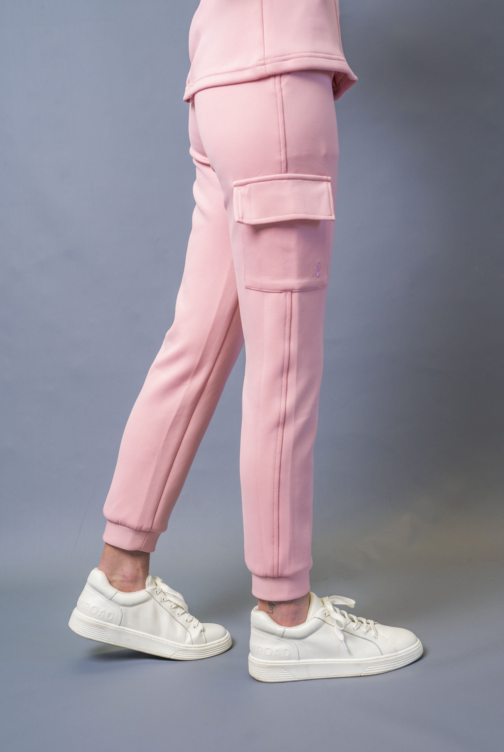 High-quality women's medical scrubs