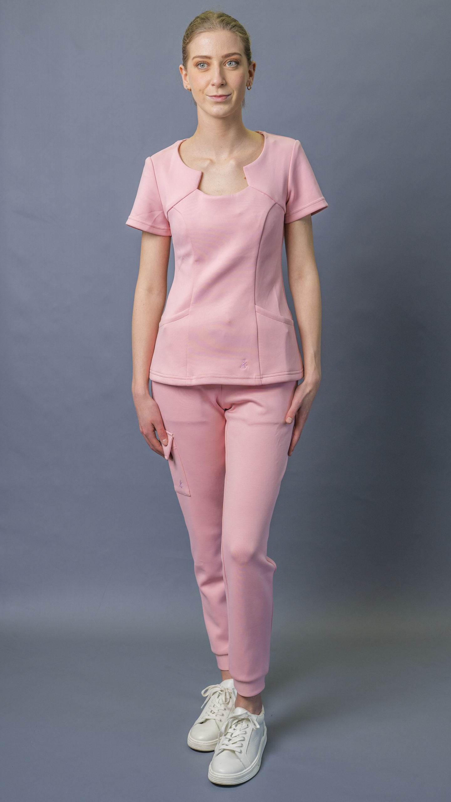 High-quality women's medical scrubs